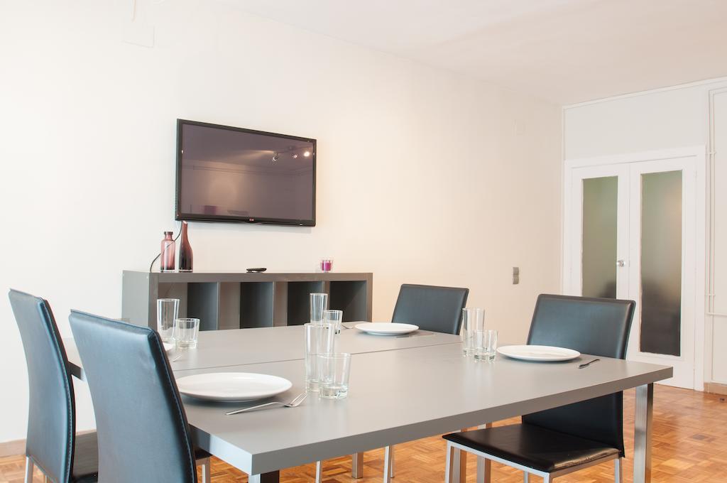 Autentic Arc De Triomf Apartment Барселона Номер фото